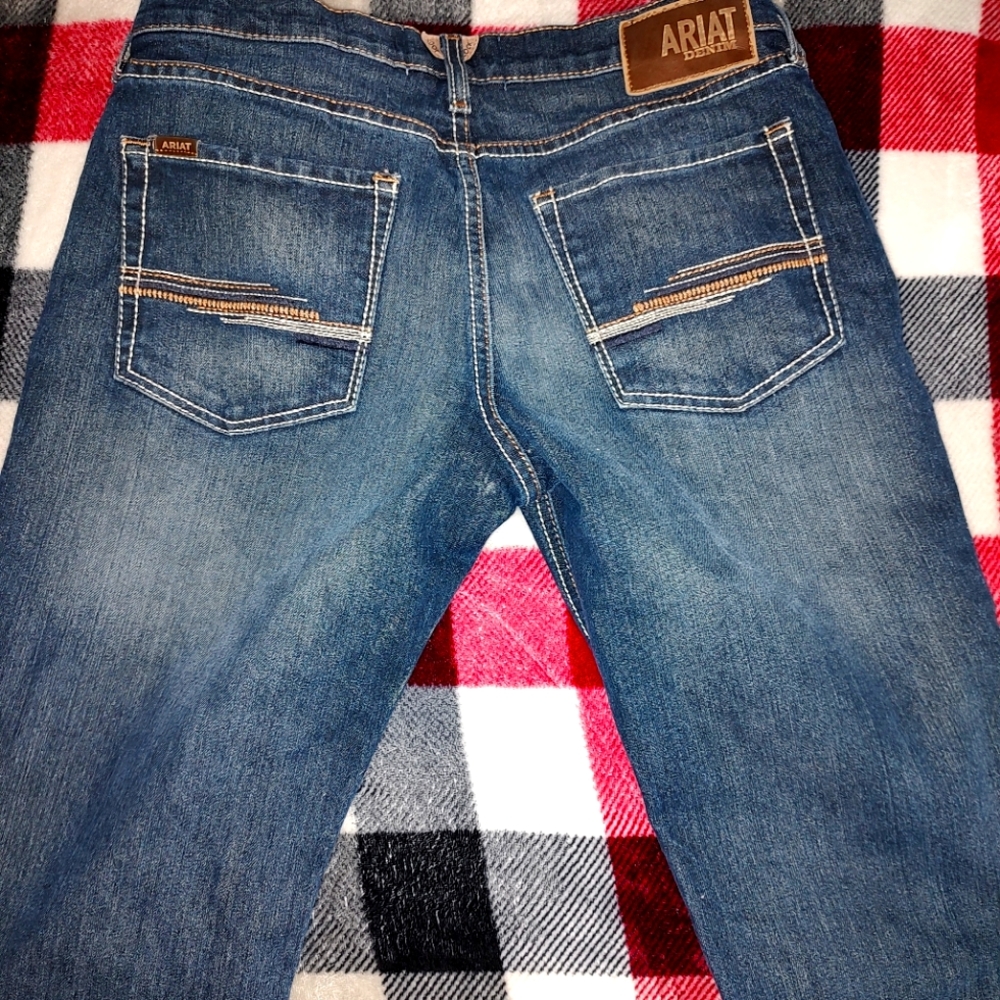 Ariat M5 straight fit blue jeans for Men